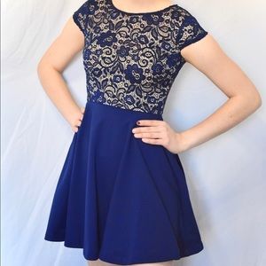 B.DARLIN Navy blue & tan mini dress